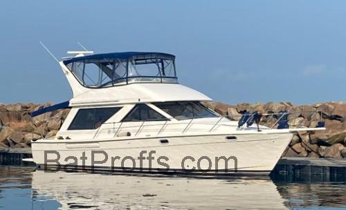 Bayliner 3988 Command Bridge tekniska specifikationer och recensioner